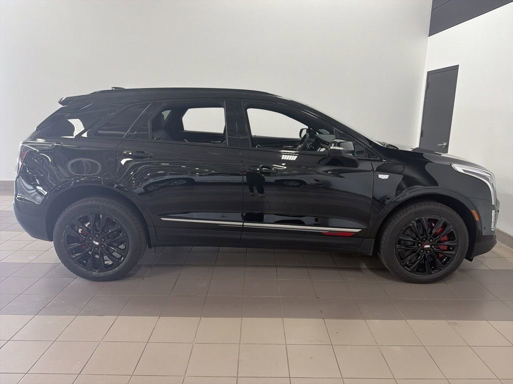 2026 Cadillac XT5 Sport