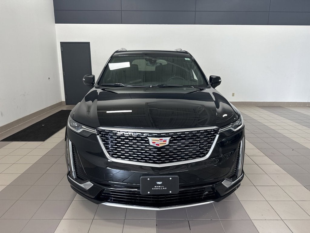 2025 Cadillac XT6 Luxury