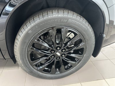 2025 Cadillac XT6 Luxury