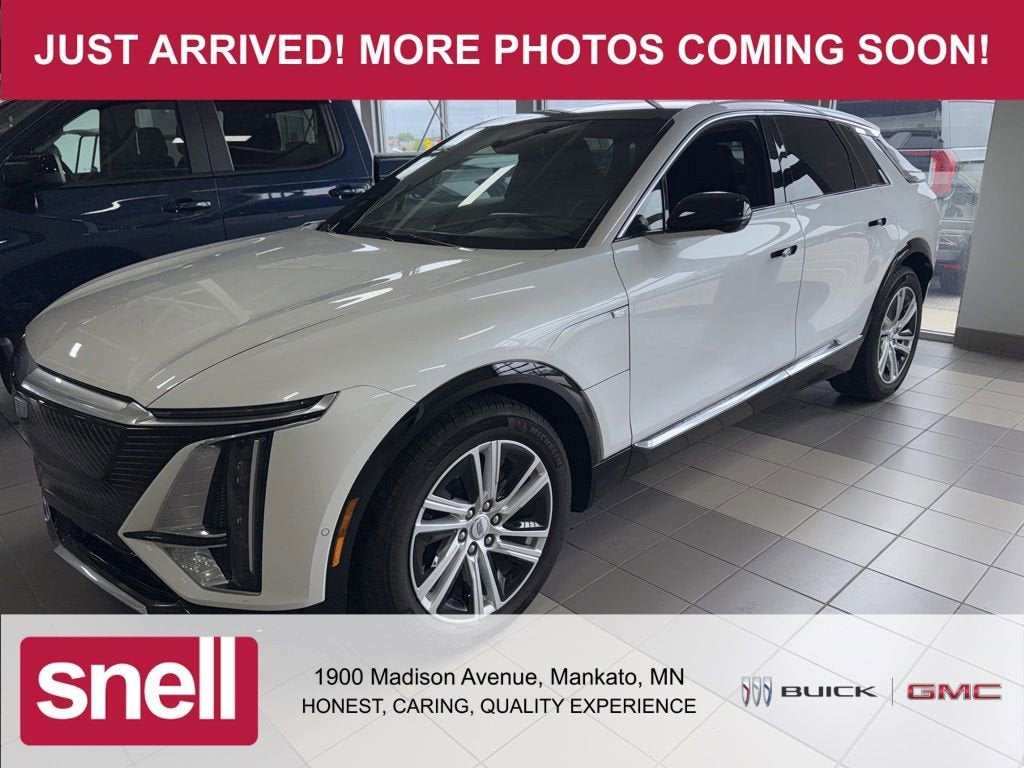 2024 Cadillac LYRIQ Tech