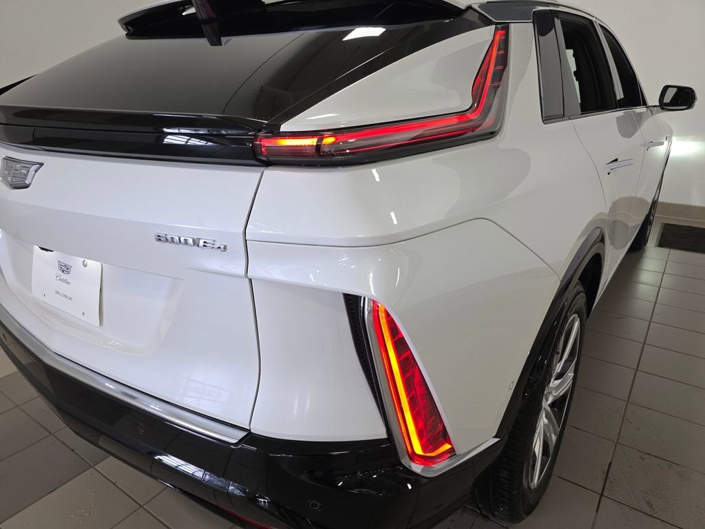 2024 Cadillac LYRIQ Tech