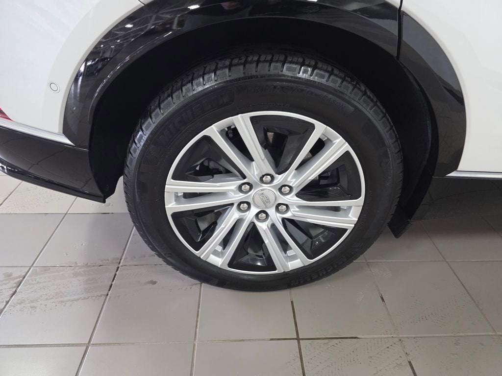 2024 Cadillac LYRIQ Tech