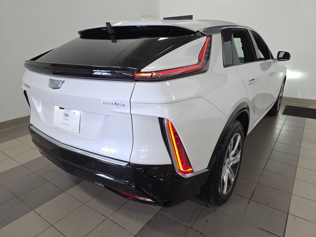2024 Cadillac LYRIQ Tech