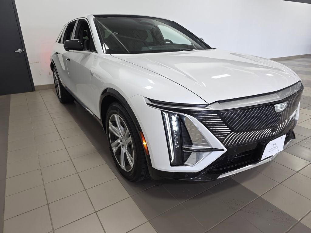 2024 Cadillac LYRIQ Tech