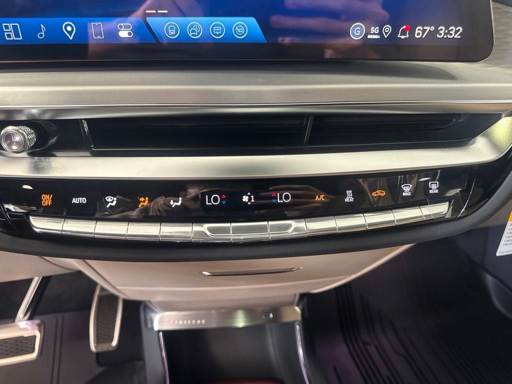 2026 Cadillac LYRIQ Signature Luxury
