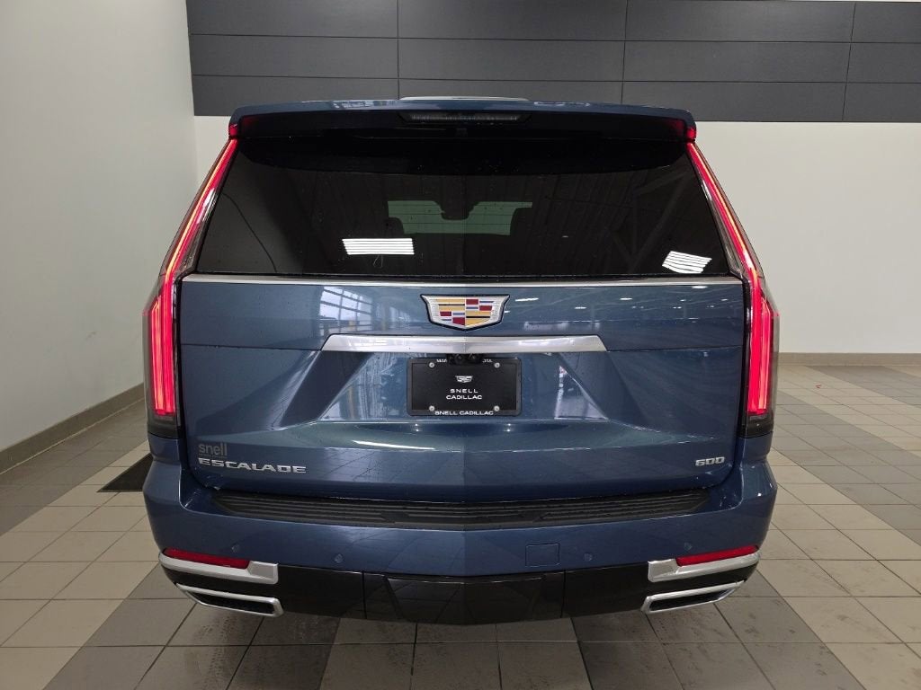 2026 Cadillac Escalade Luxury