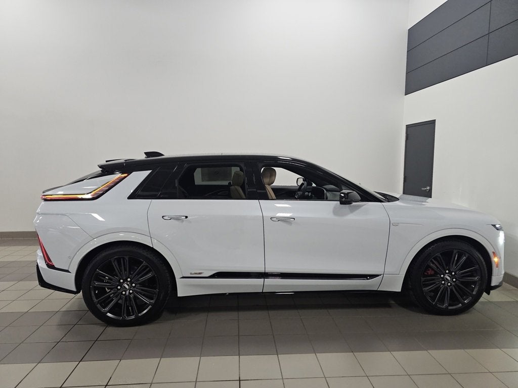 2026 Cadillac LYRIQ V-Series Premium