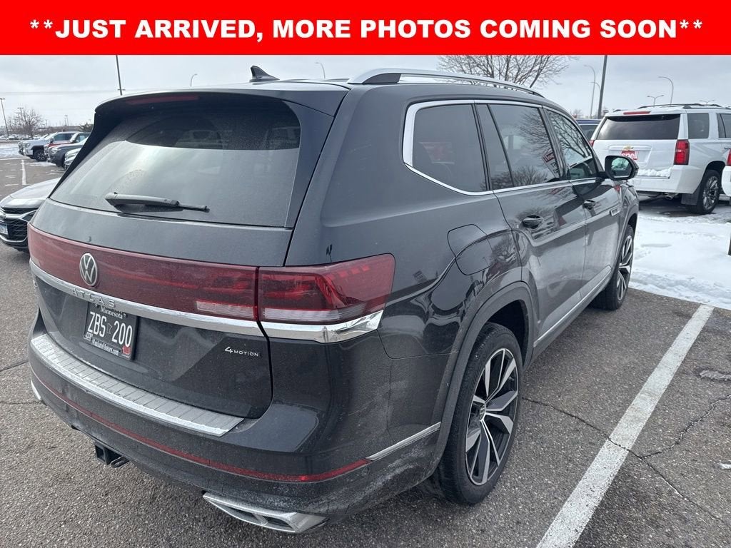 2024 Volkswagen Atlas 2.0T SEL Premium R-Line