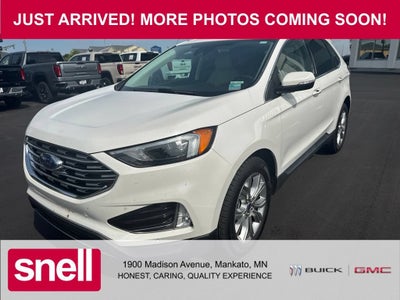 2022 Ford Edge Titanium