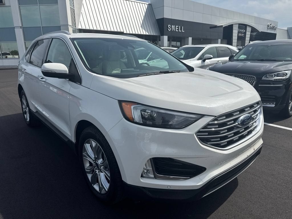 2022 Ford Edge Titanium