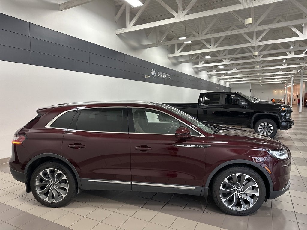 2022 Lincoln Nautilus Reserve