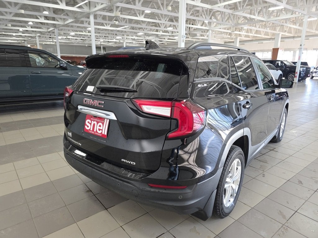 2022 GMC Terrain SLE