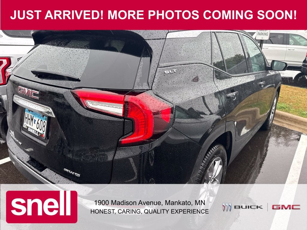 2022 GMC Terrain SLT