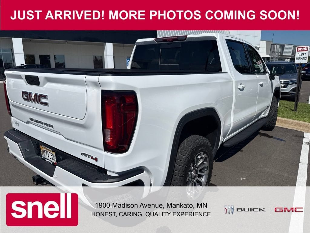 2022 GMC Sierra 1500 Limited AT4