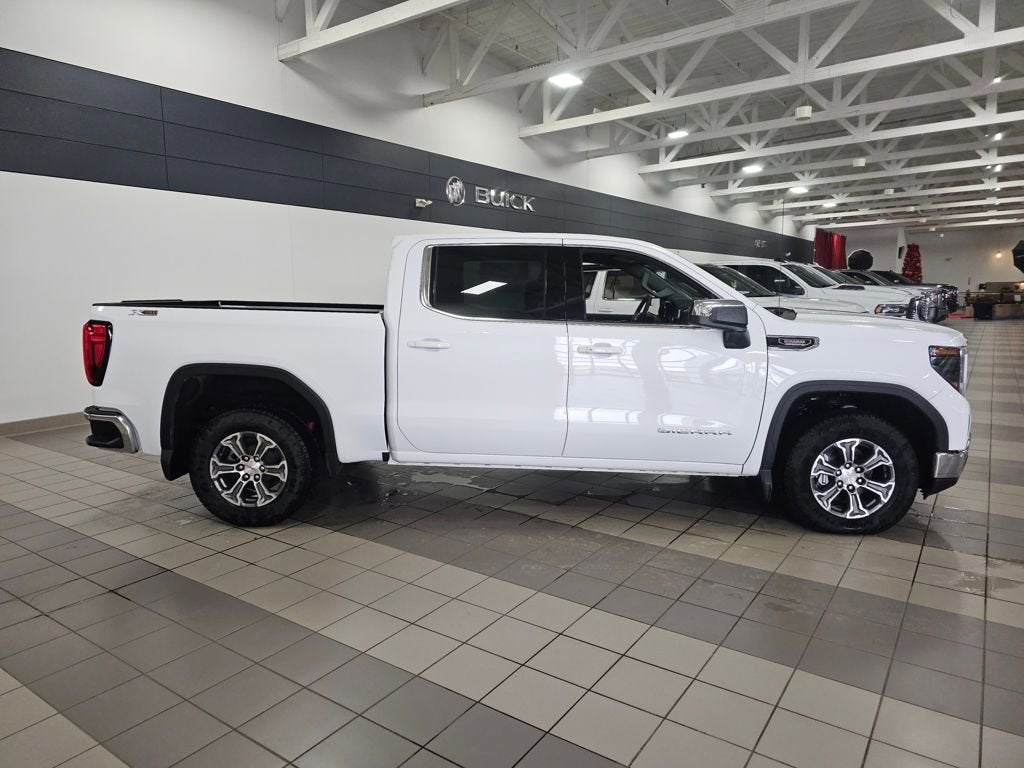 2026 GMC Sierra 1500 SLE