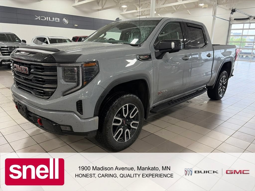 2025 GMC Sierra 1500 AT4