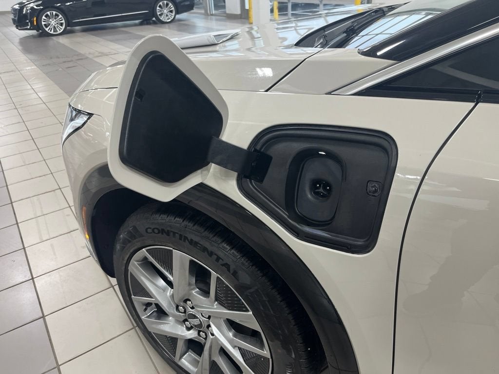 2027 Cadillac OPTIQ Luxury