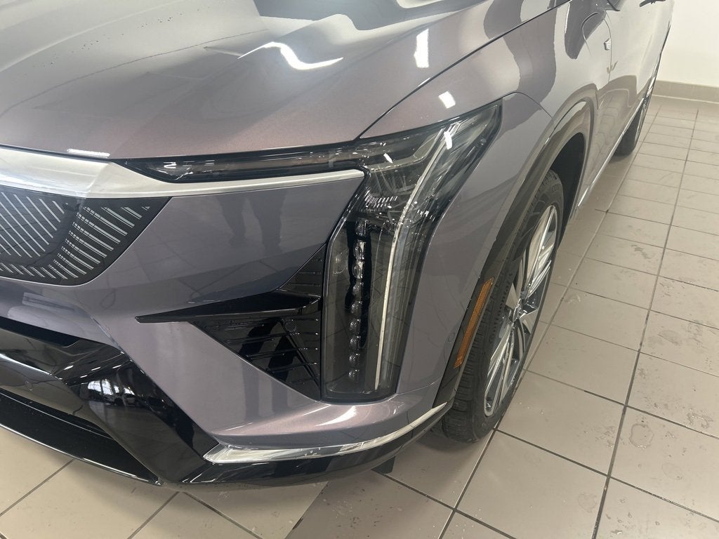 2026 Cadillac OPTIQ Premium Luxury