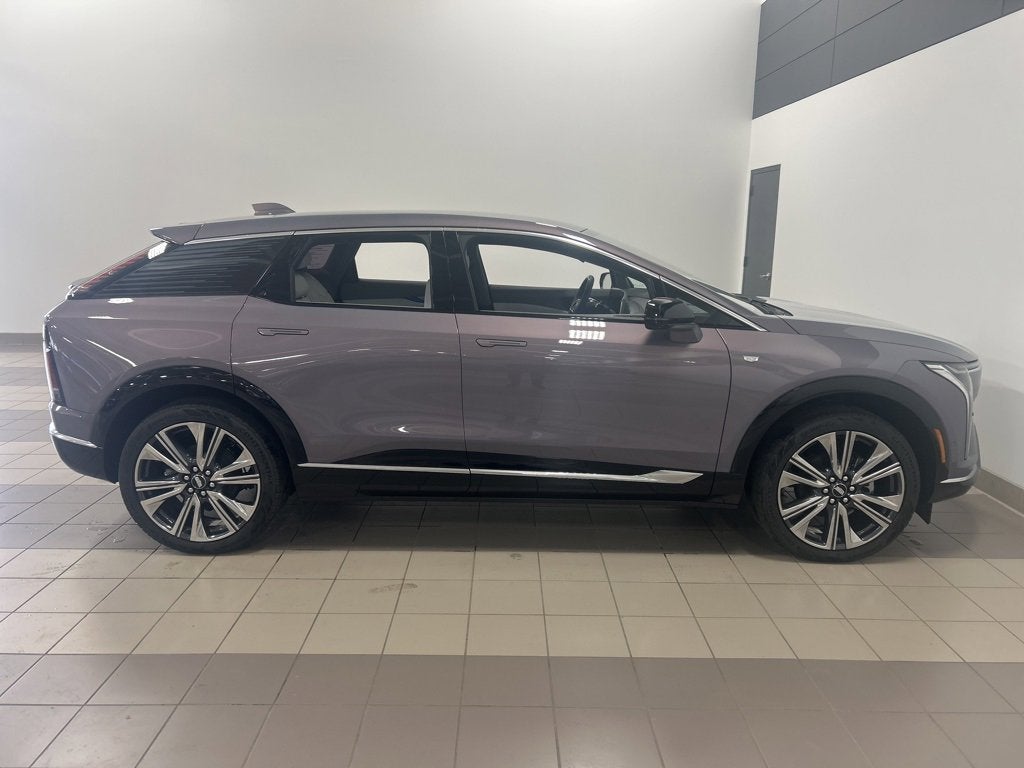 2026 Cadillac OPTIQ Premium Luxury