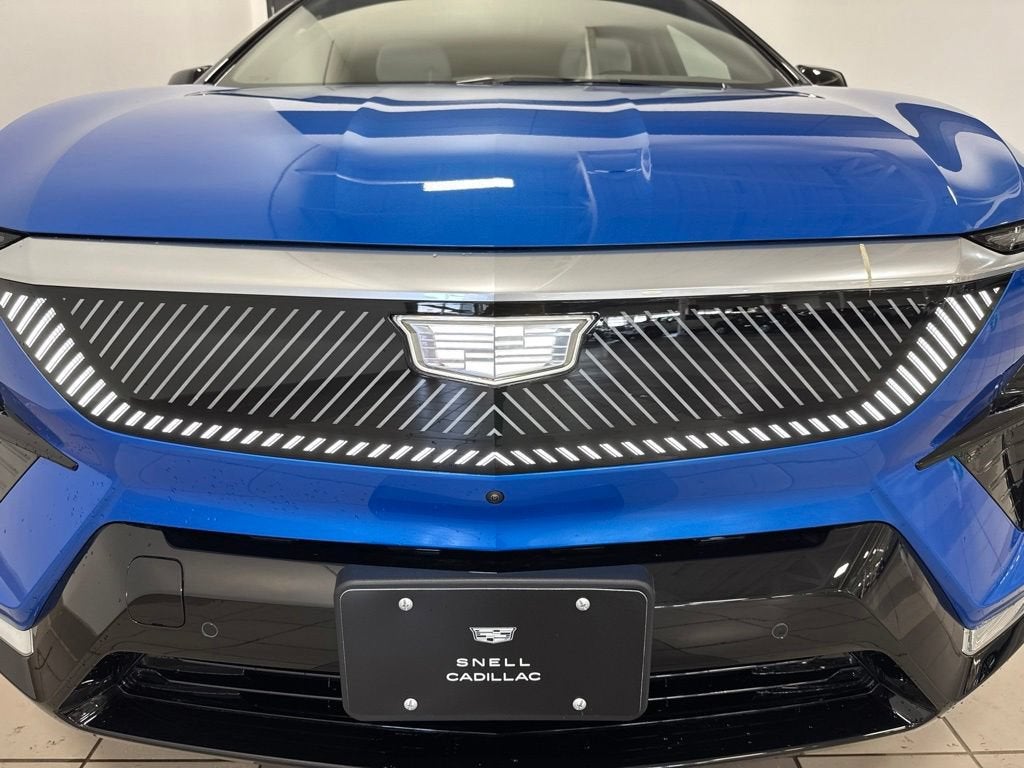 2027 Cadillac OPTIQ Premium Luxury