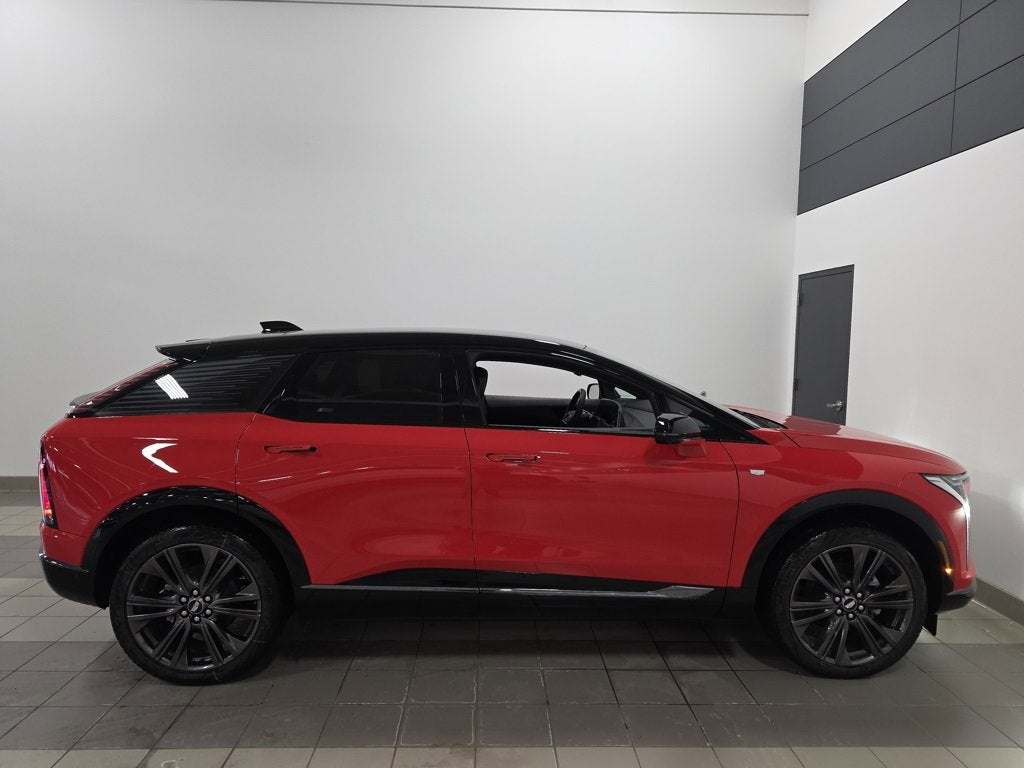 2026 Cadillac OPTIQ Premium Sport