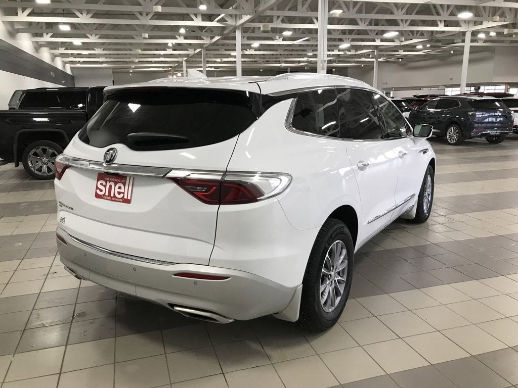 2024 Buick Enclave Essence