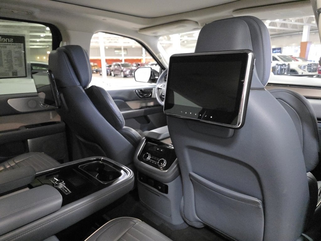 2019 Lincoln Navigator L Black Label