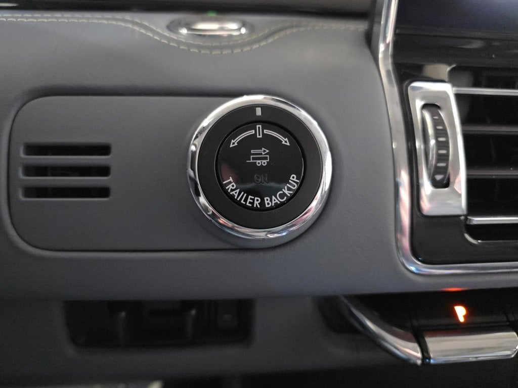 2019 Lincoln Navigator L Black Label