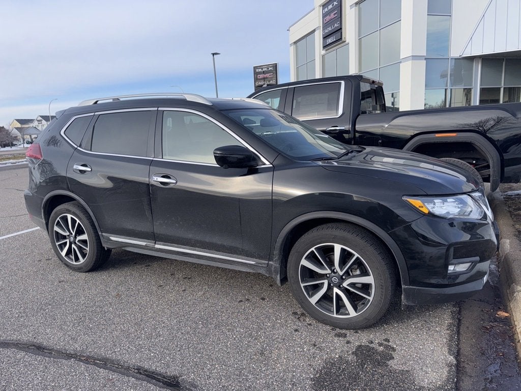2020 Nissan Rogue SL