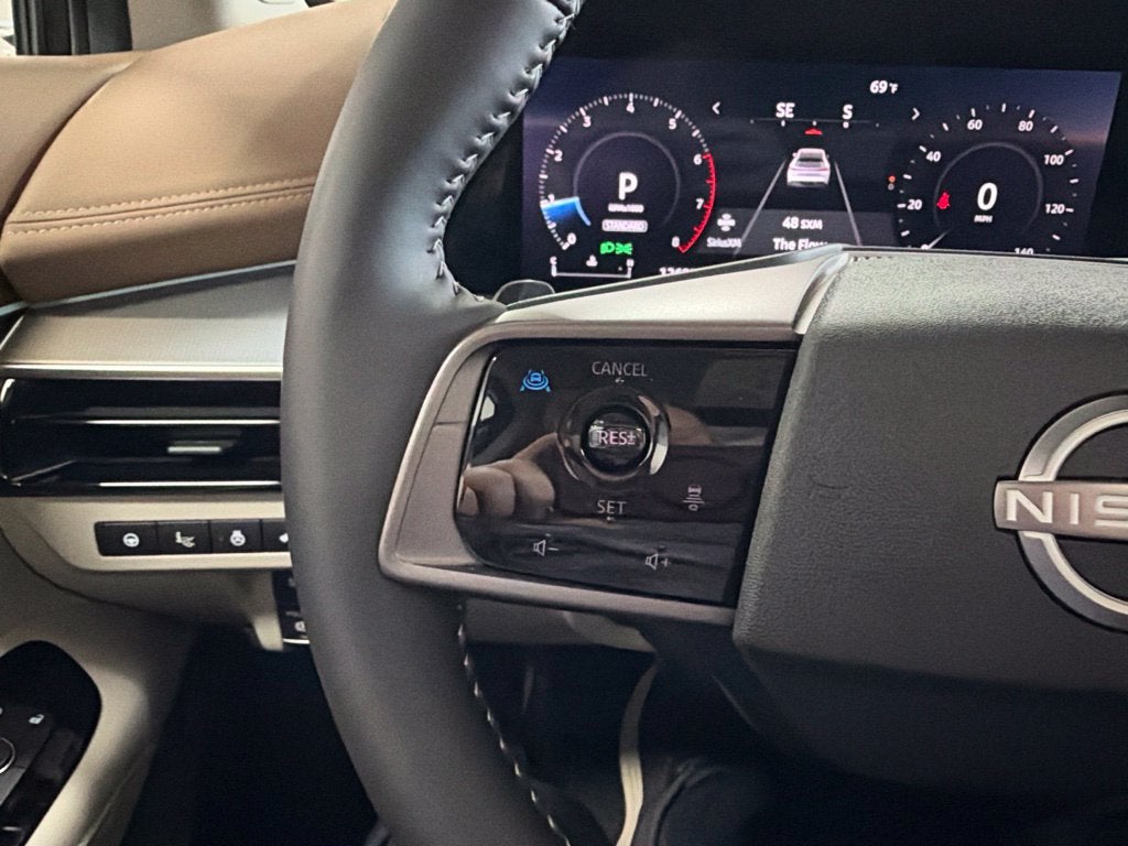 2025 Nissan Murano Platinum