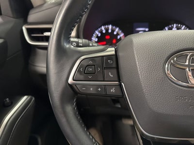 2020 Toyota Highlander LE