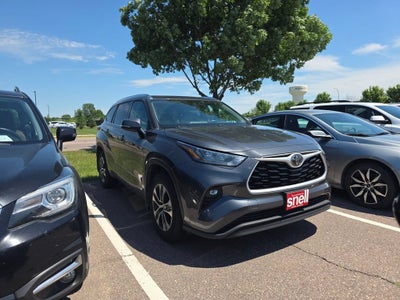 2020 Toyota Highlander XLE