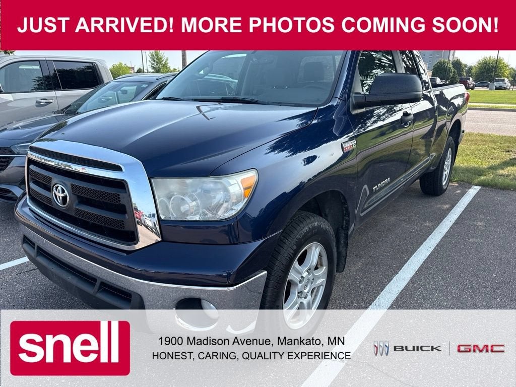 2013 Toyota Tundra 4WD Truck Double Cab 5.7L V8 6-Spd AT (Natl)